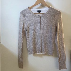 Small pink Express cardigan with diamond buttons